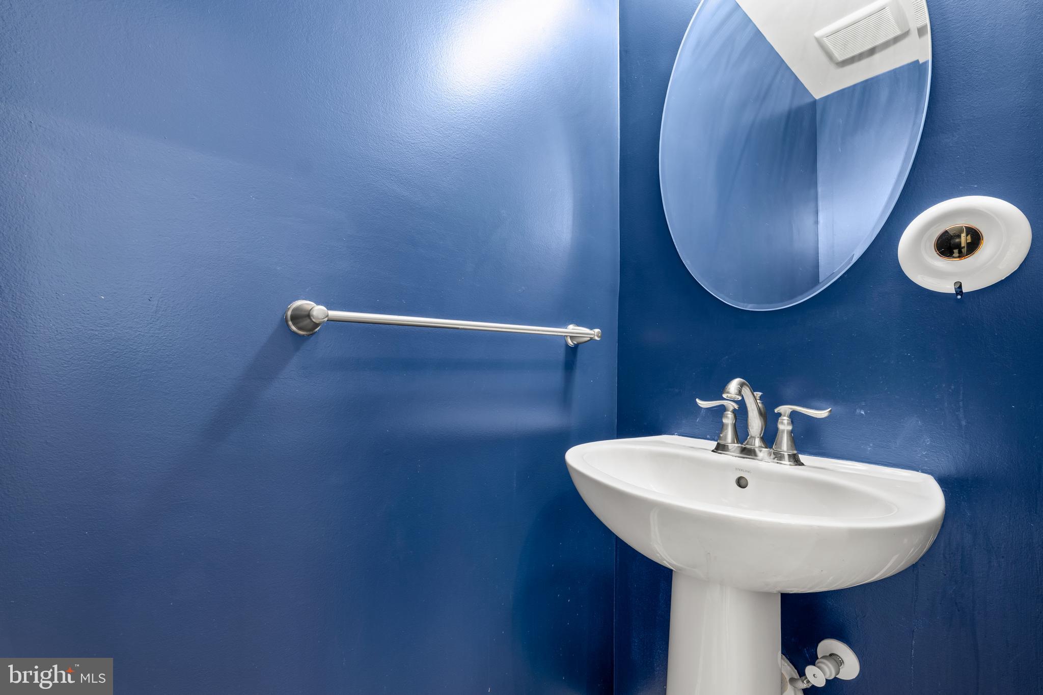 LANDSDALE - Residential Lease