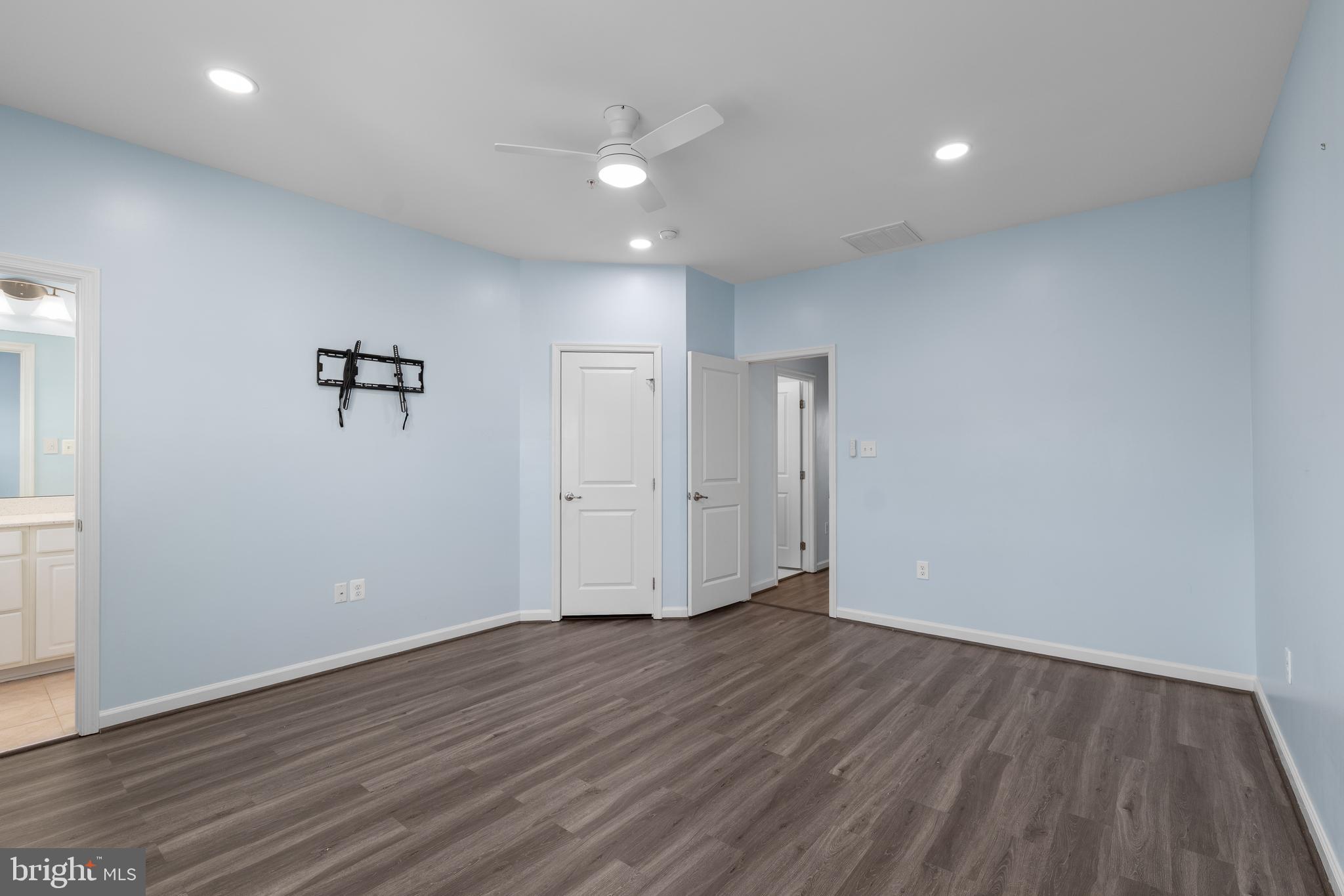 LANDSDALE - Residential Lease