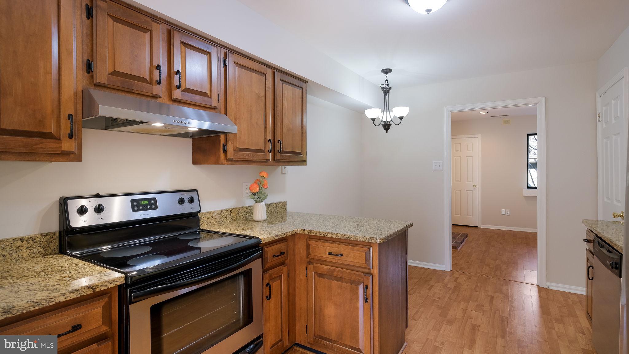 YARDLEY CORNERS - Residential