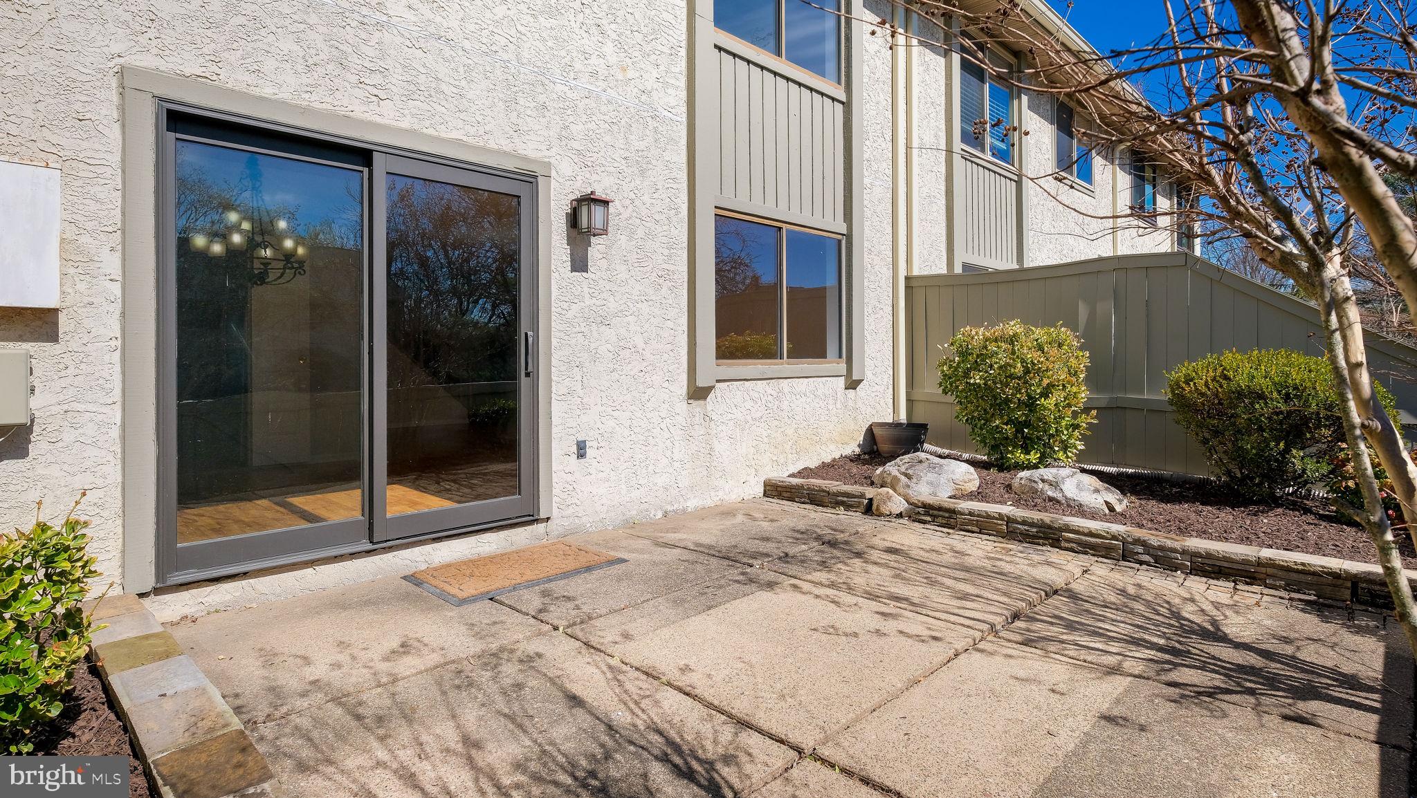 YARDLEY CORNERS - Residential