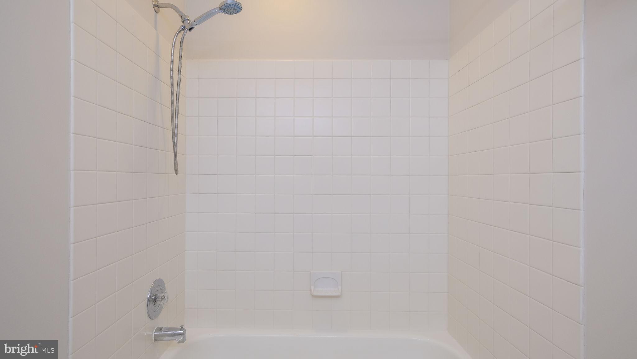 YARDLEY CORNERS - Residential