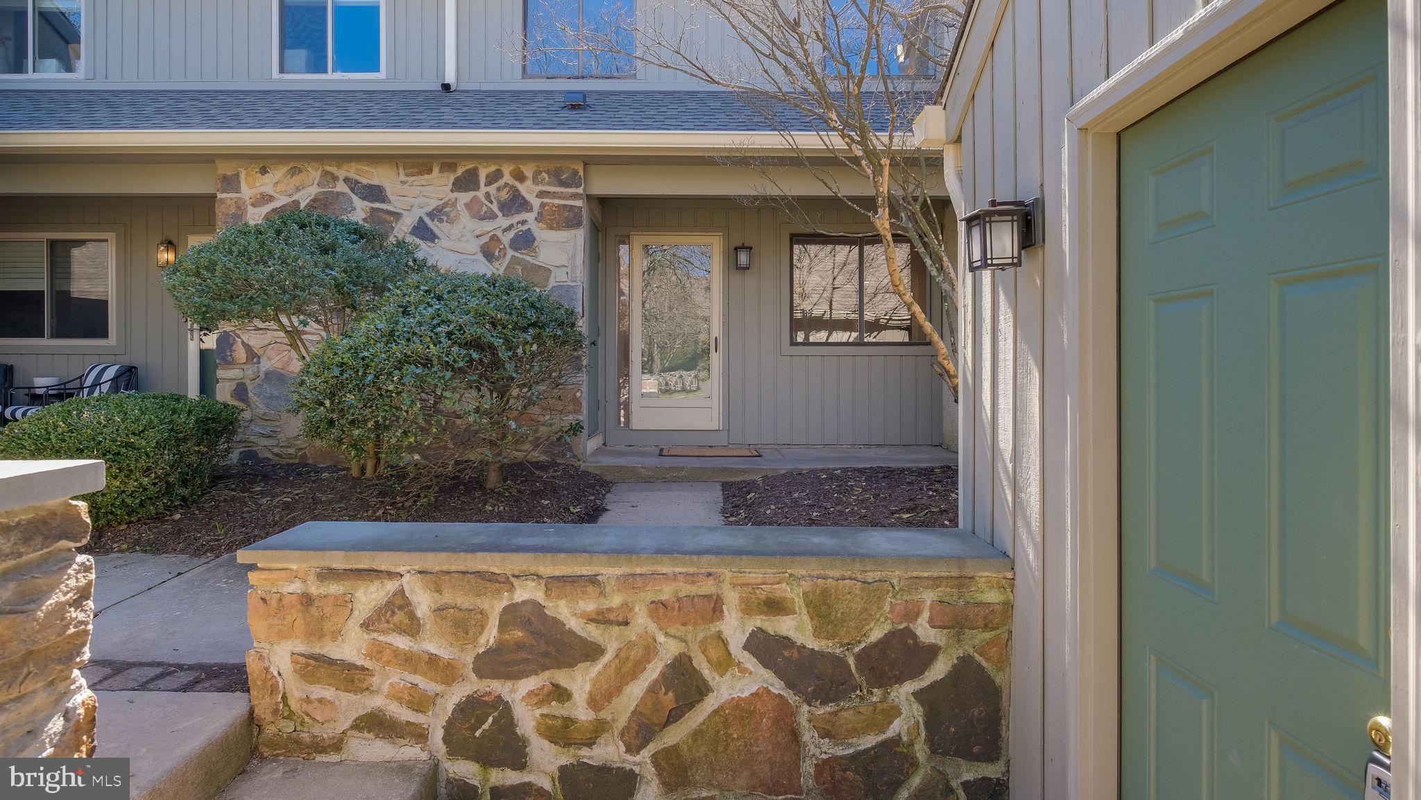 YARDLEY CORNERS - Residential