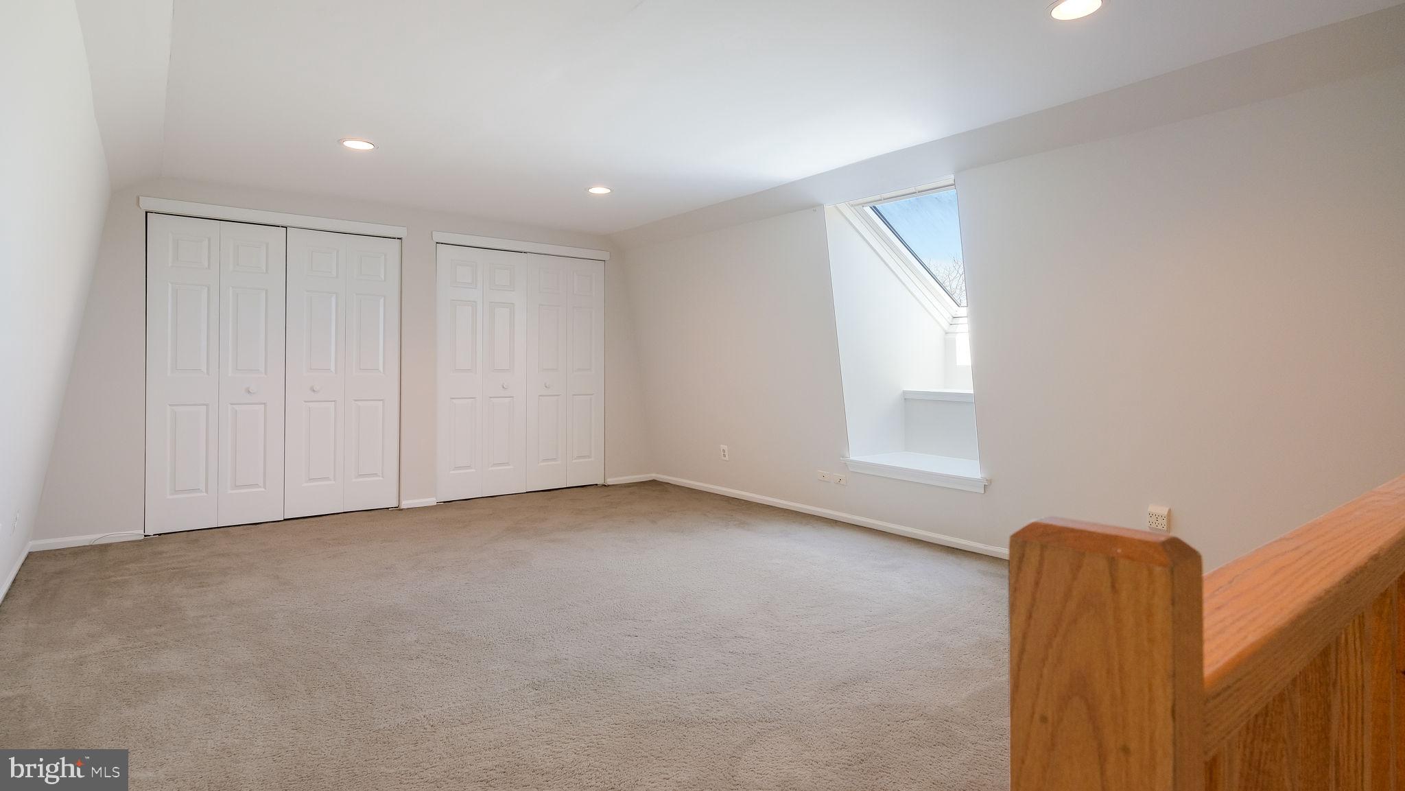 YARDLEY CORNERS - Residential