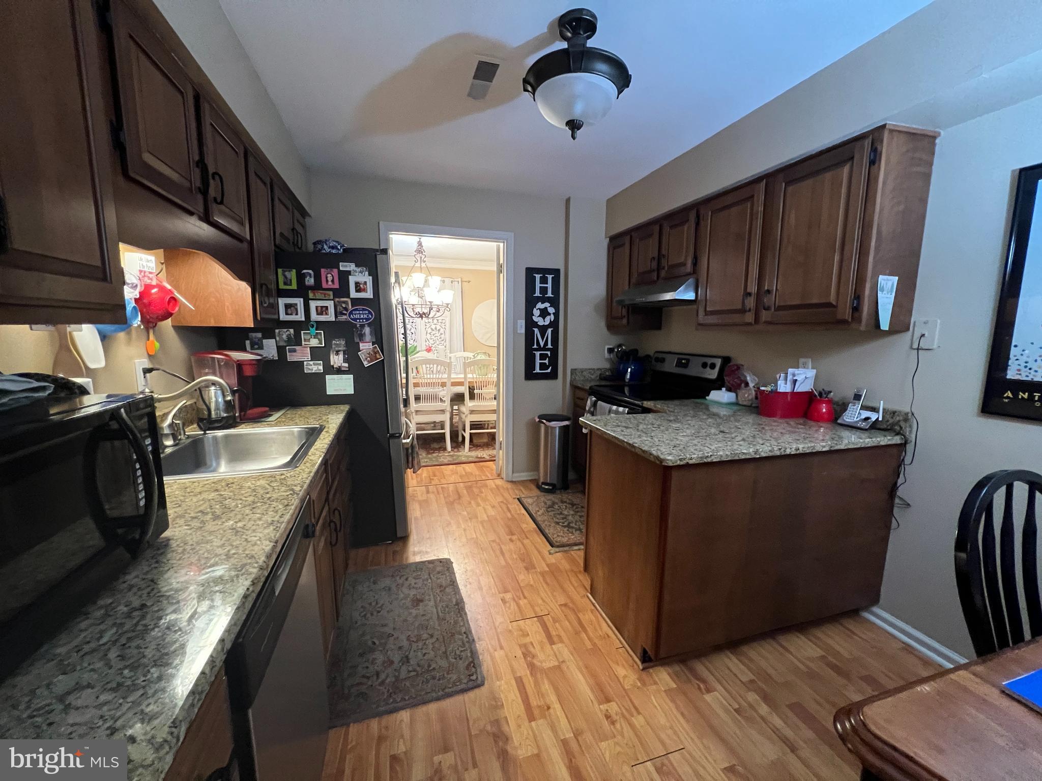 YARDLEY CORNERS - Residential