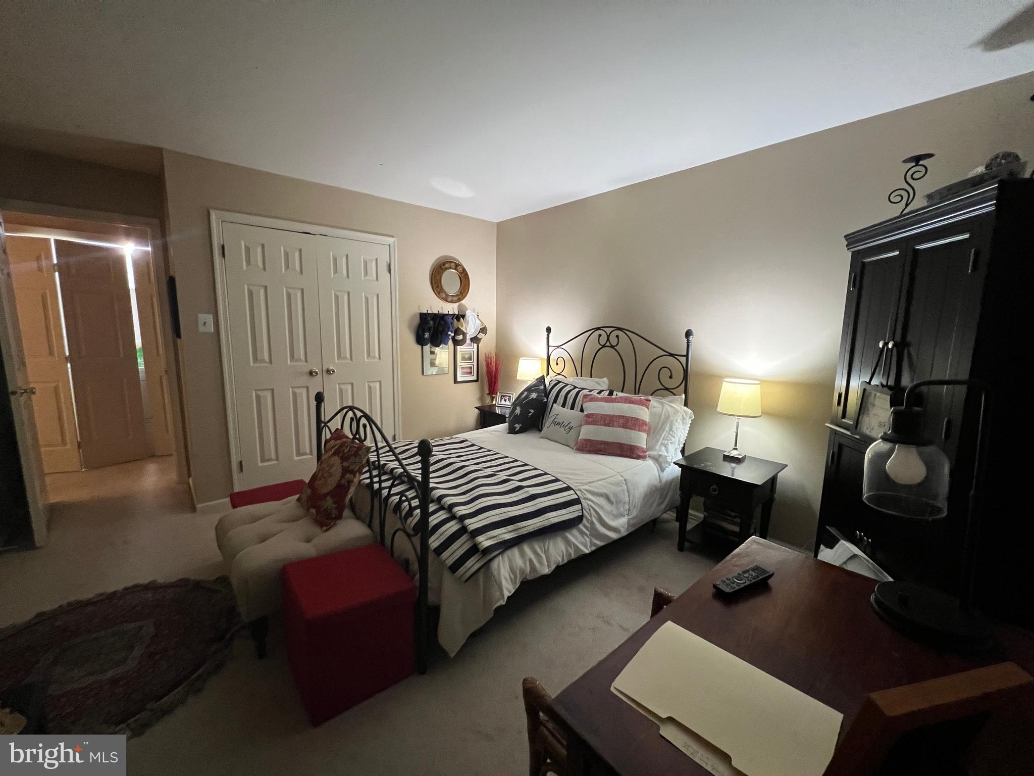 YARDLEY CORNERS - Residential