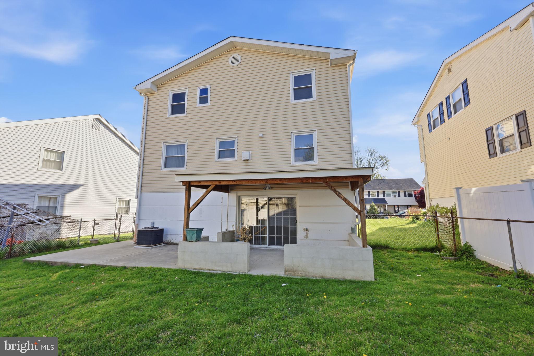 SOMERTON - Residential