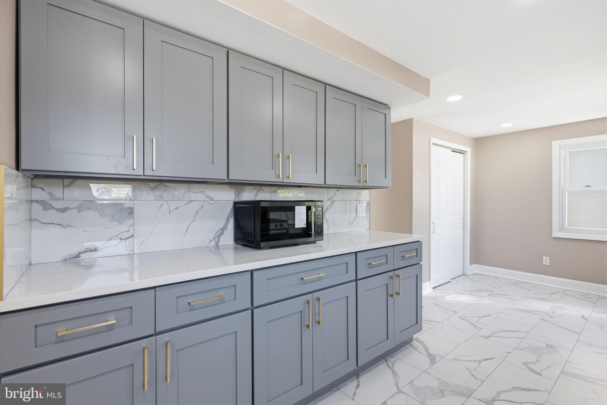SOMERTON - Residential