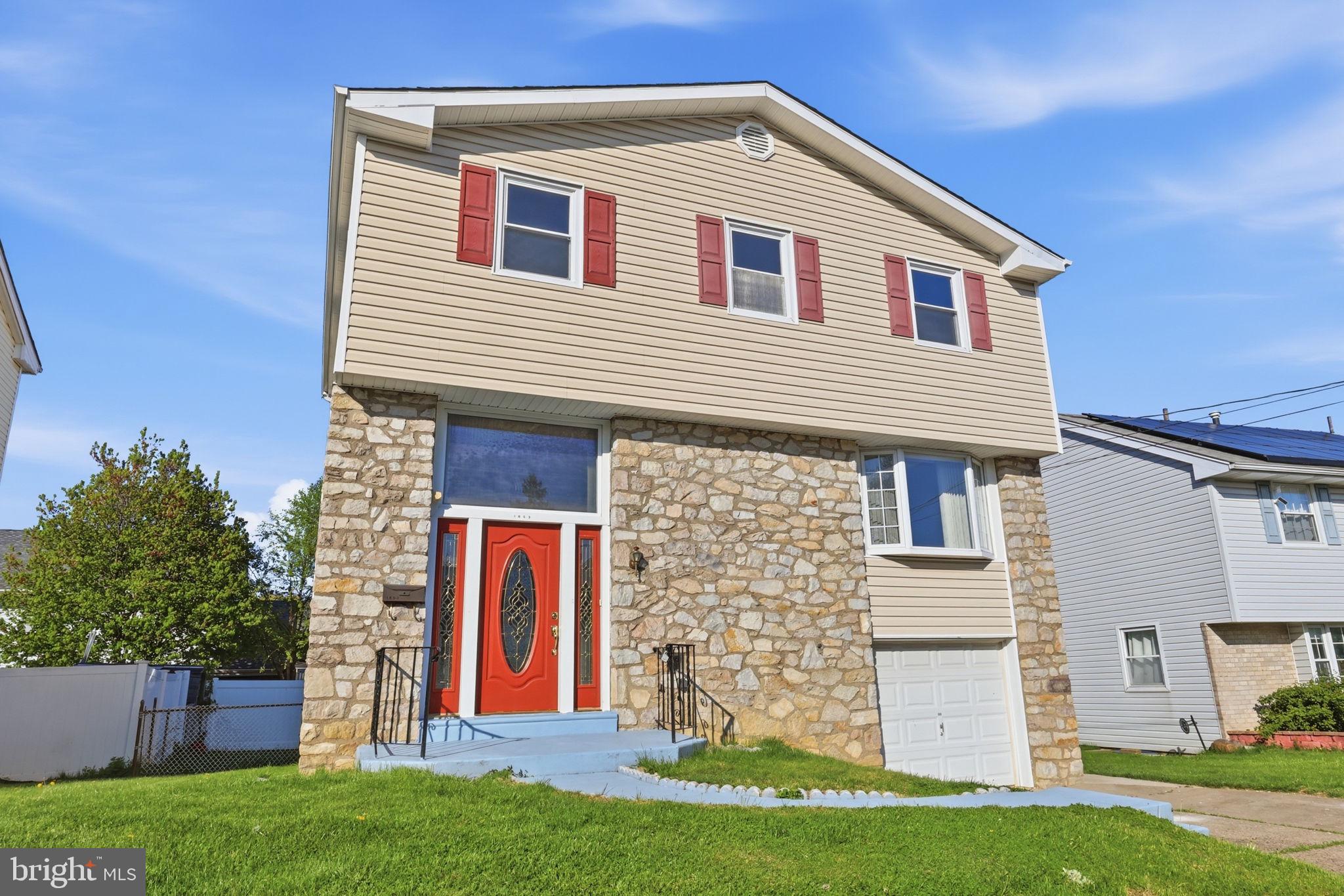 SOMERTON - Residential
