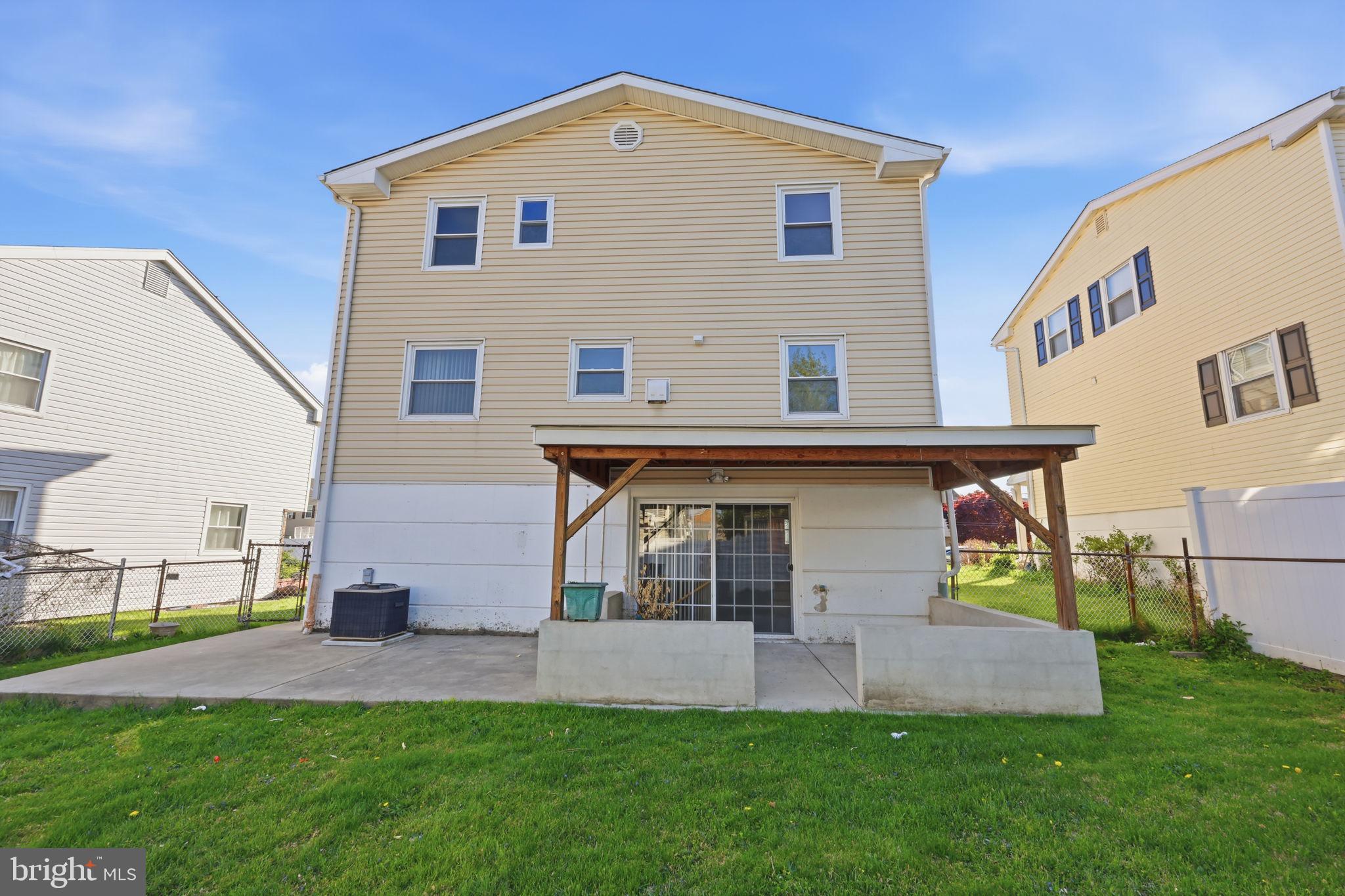 SOMERTON - Residential
