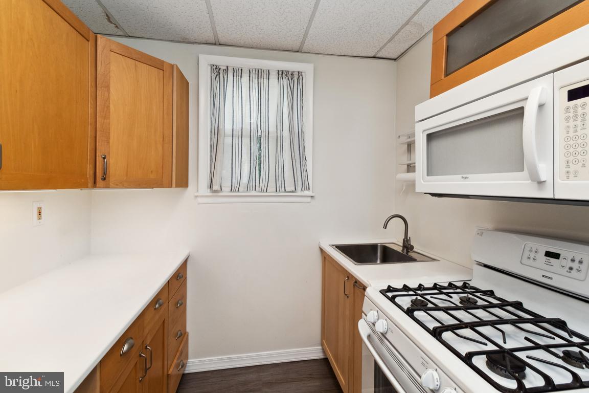 PARKVILLE - Residential Income