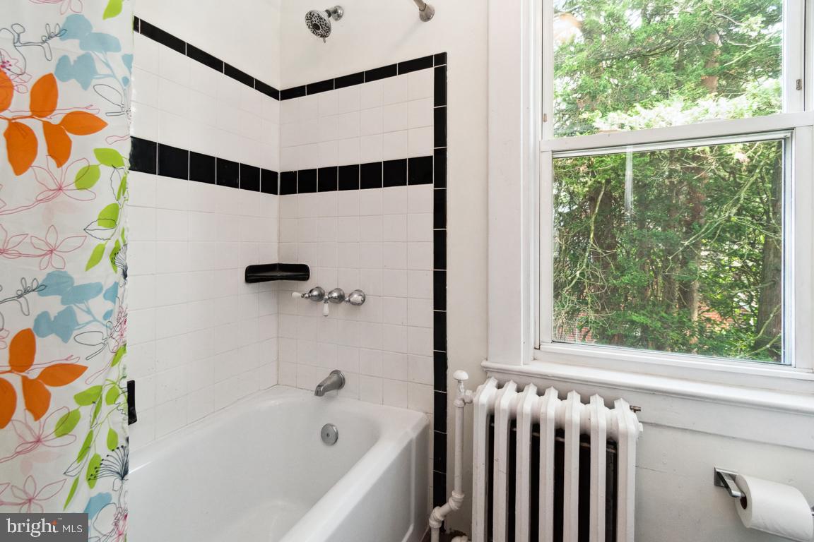 PARKVILLE - Residential Income