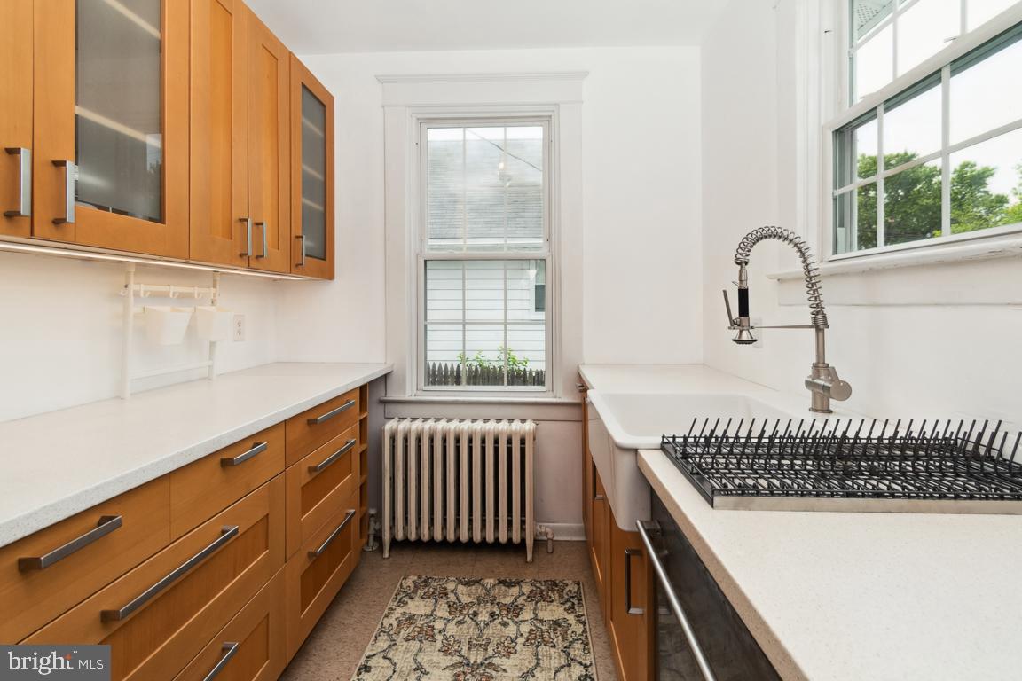 PARKVILLE - Residential Income