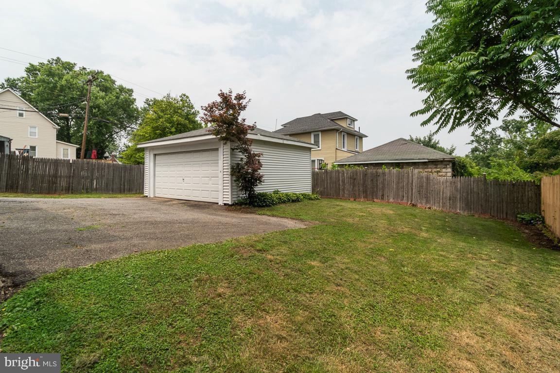 PARKVILLE - Residential Income