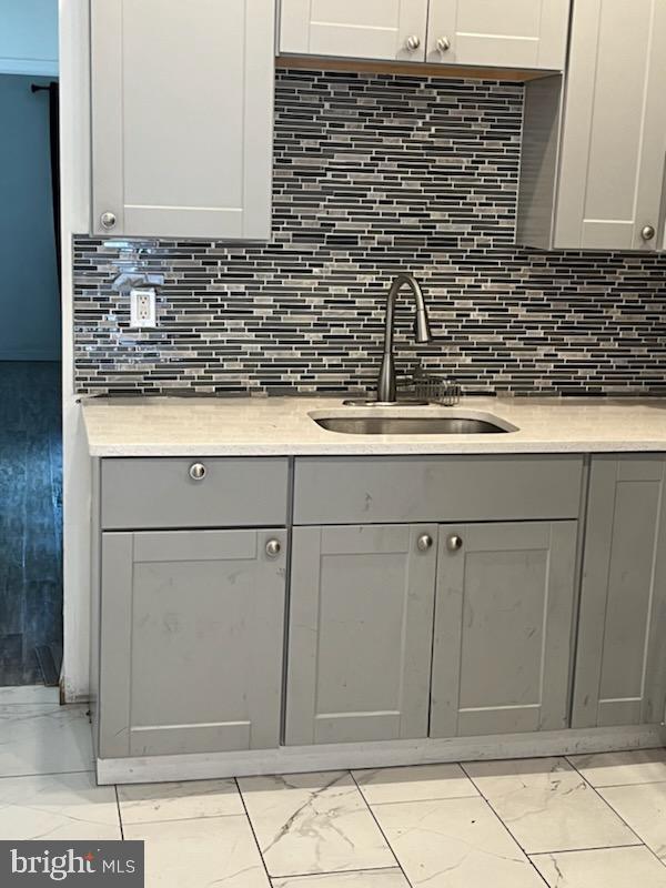 ELMWOOD PARK - Commercial Sale