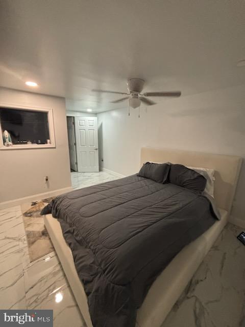 ELMWOOD PARK - Commercial Sale