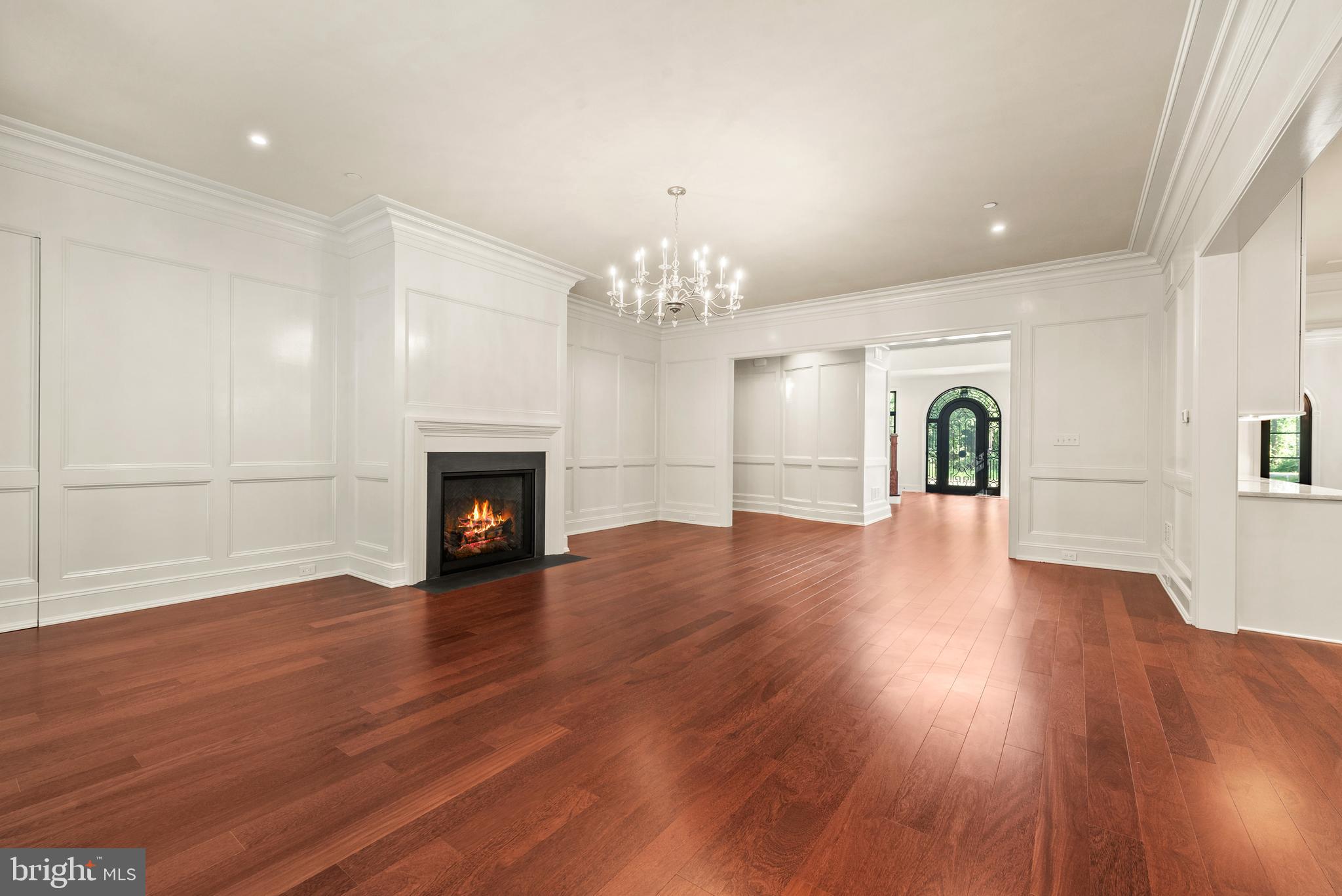 AINSLEY FOREST - Residential