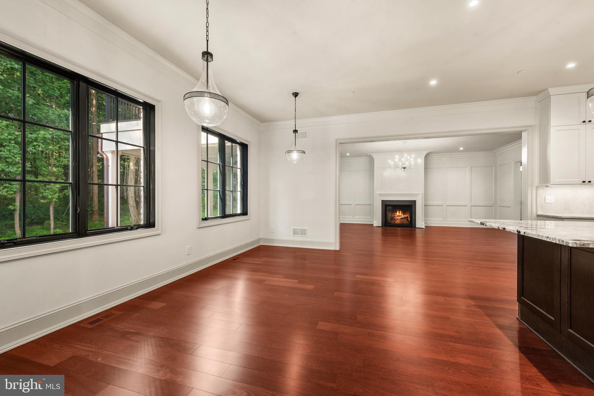 AINSLEY FOREST - Residential