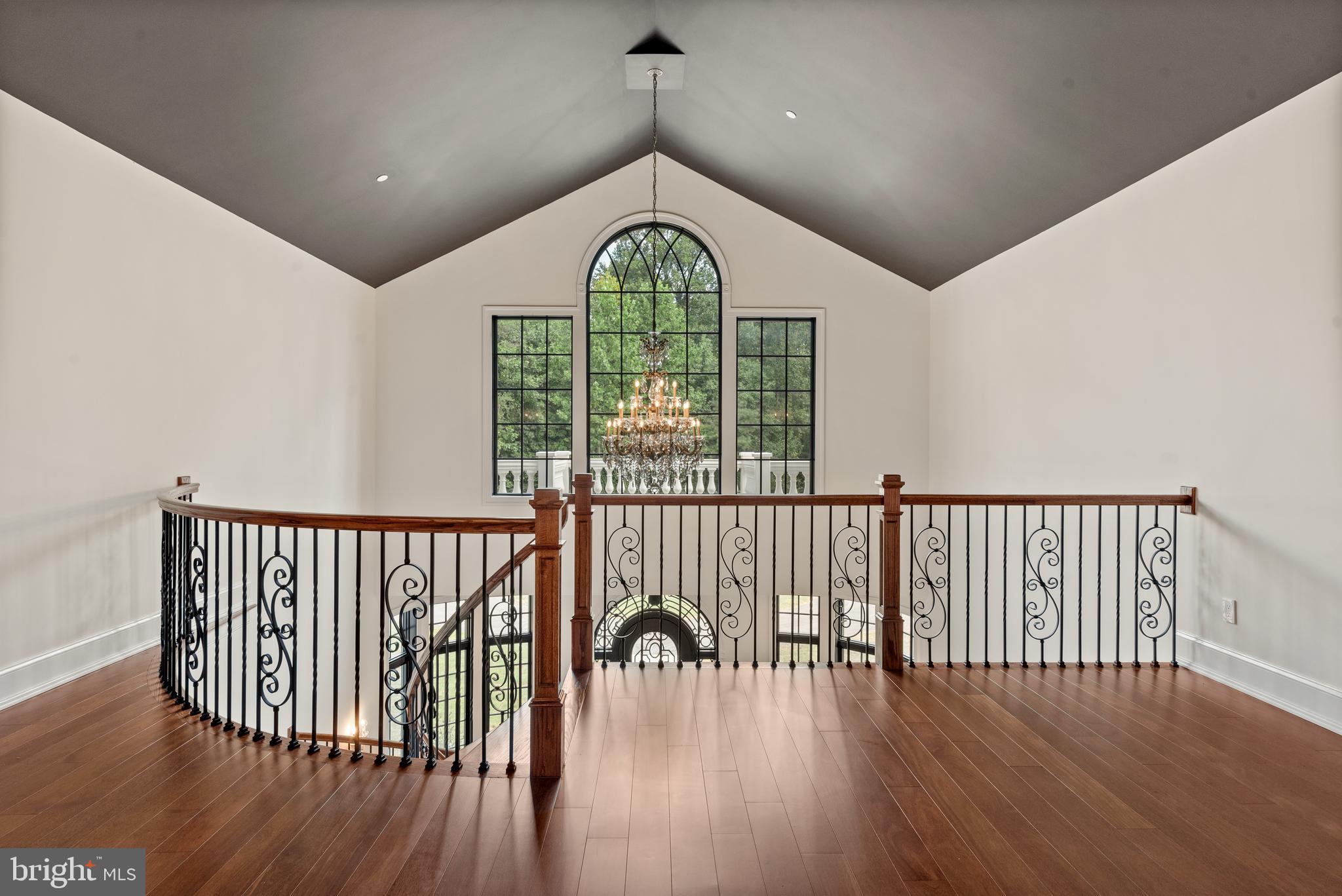 AINSLEY FOREST - Residential