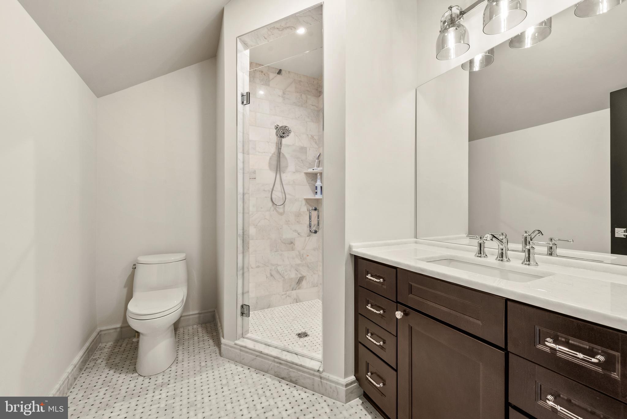 AINSLEY FOREST - Residential