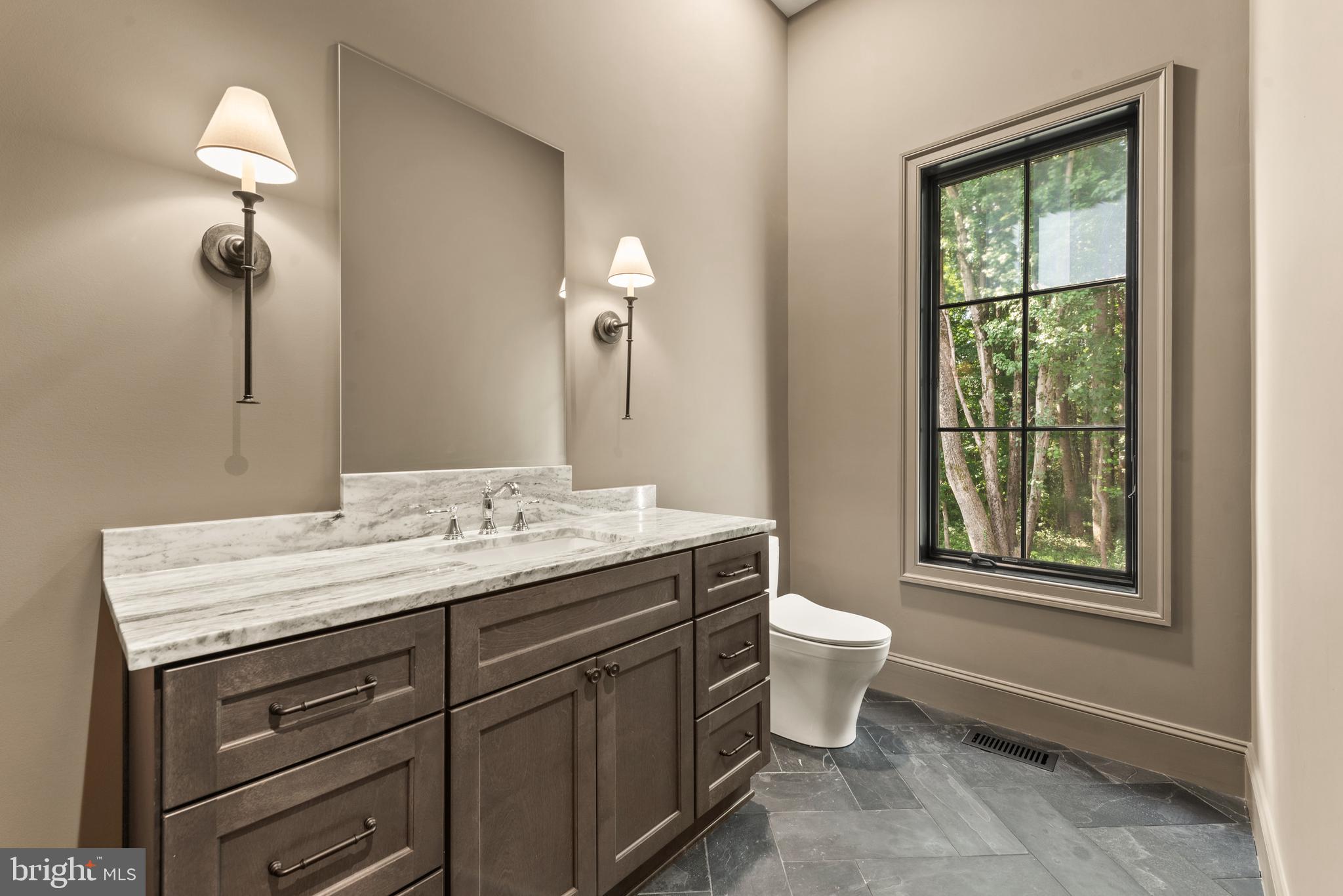 AINSLEY FOREST - Residential