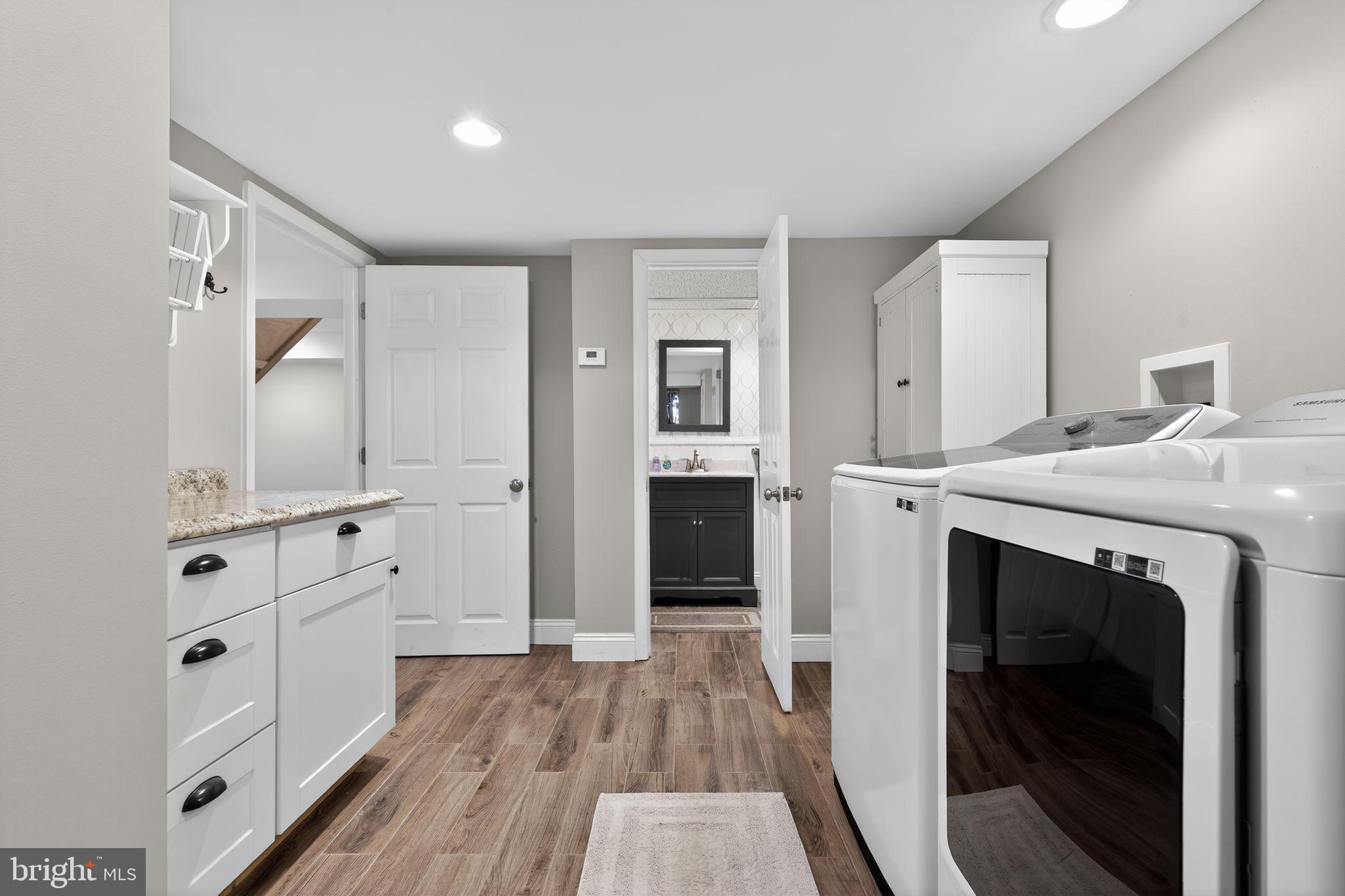 JENKINTOWN - Residential