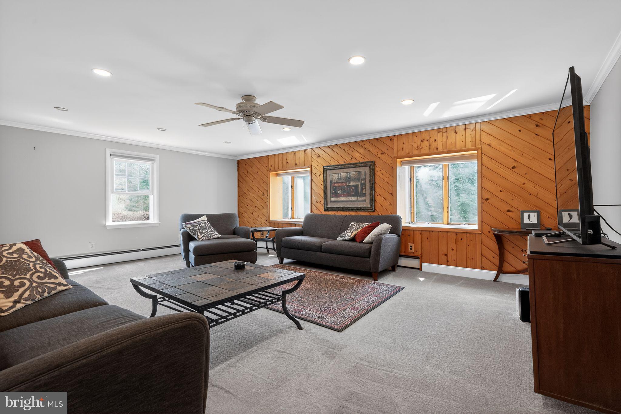 JENKINTOWN - Residential