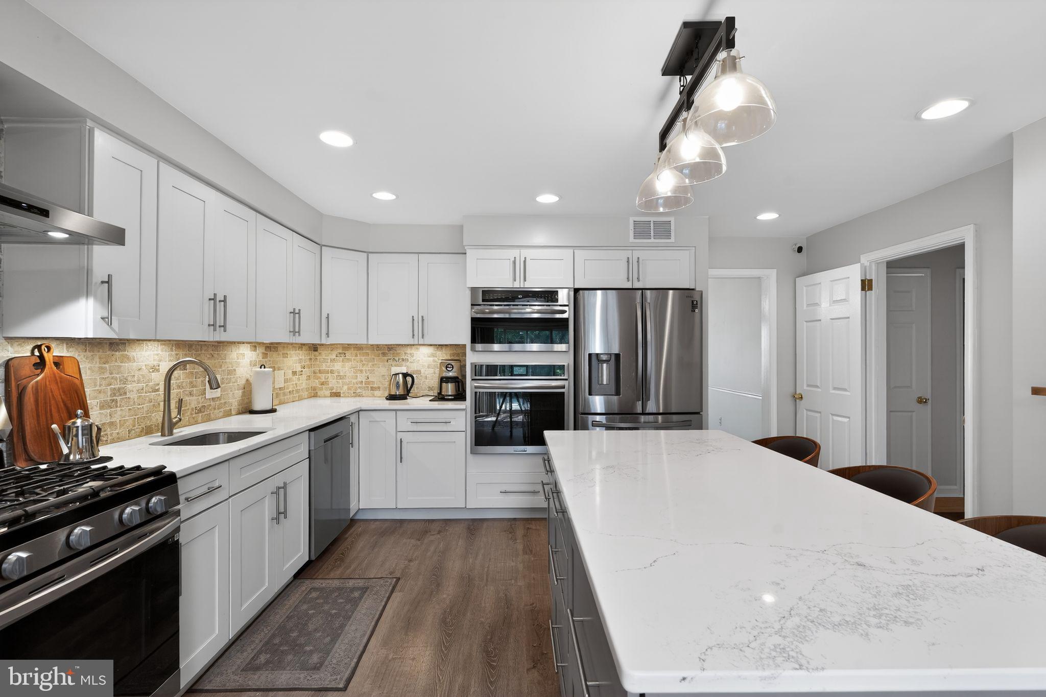 JENKINTOWN - Residential