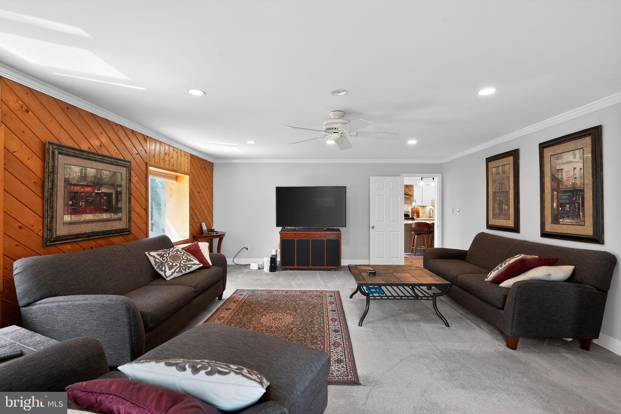 JENKINTOWN - Residential