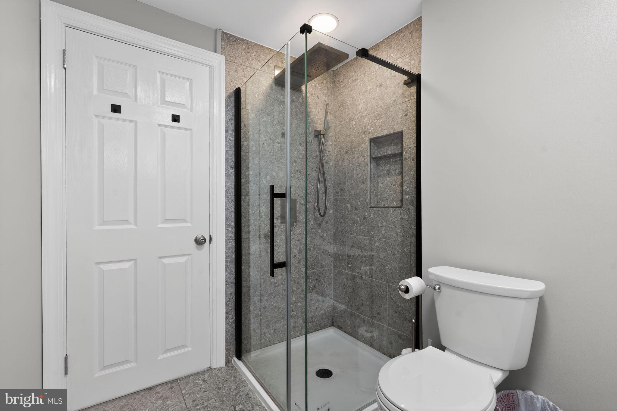 JENKINTOWN - Residential