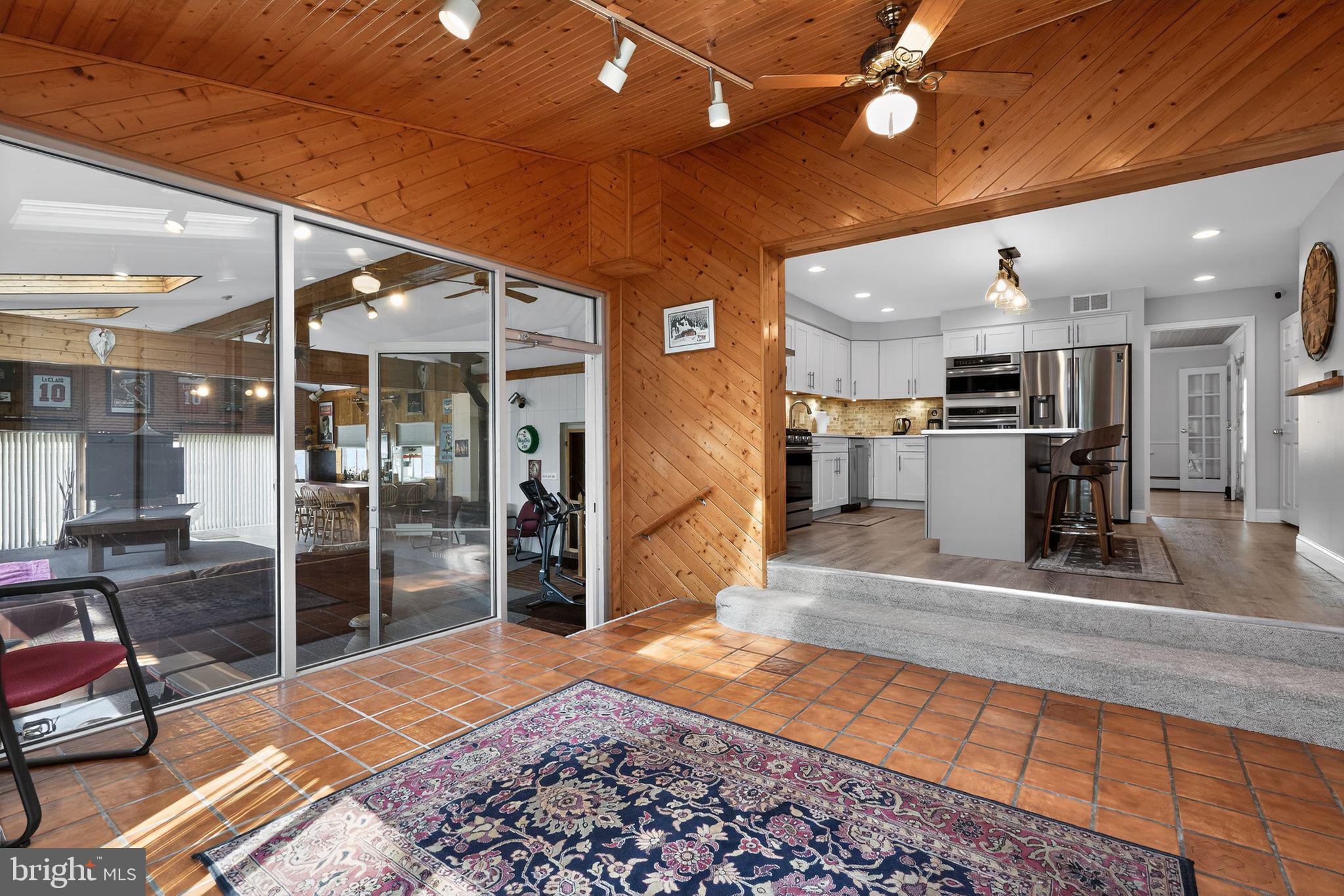 JENKINTOWN - Residential