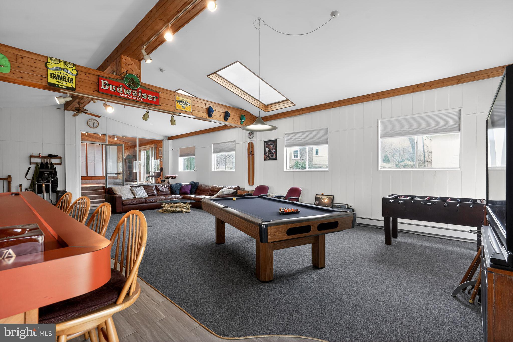 JENKINTOWN - Residential