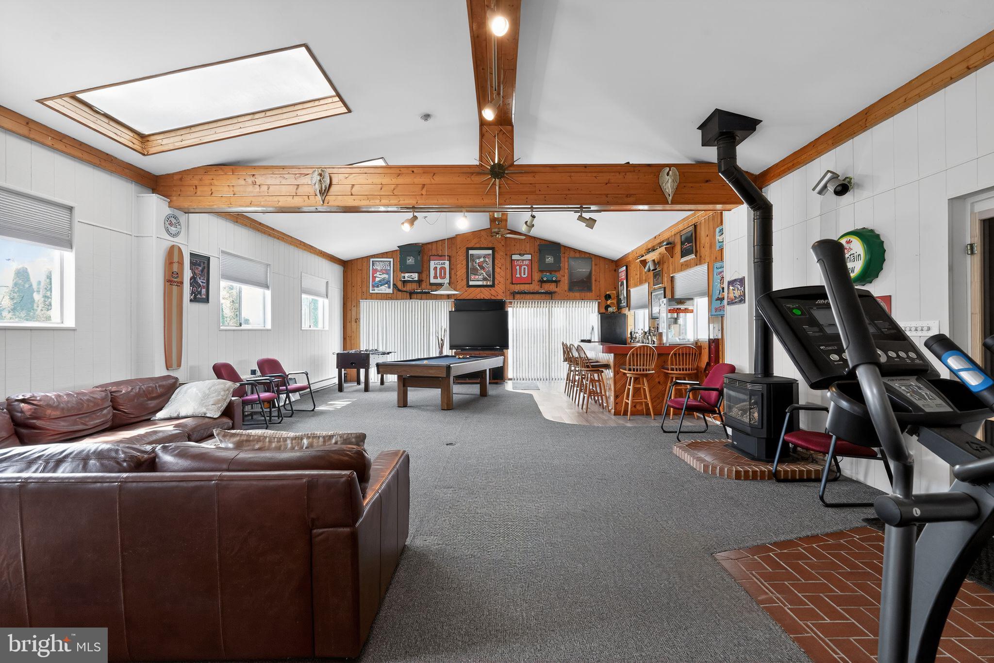 JENKINTOWN - Residential