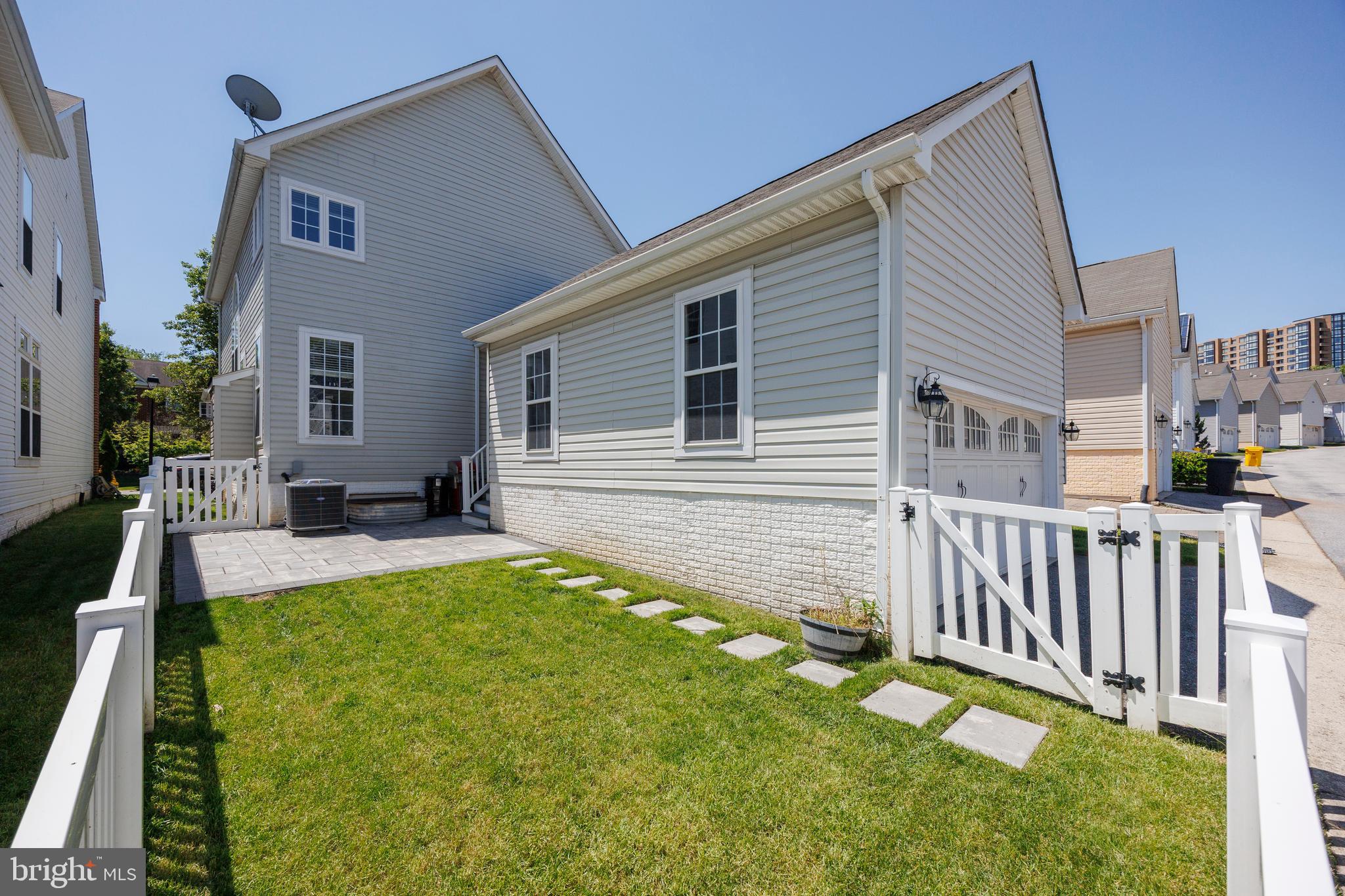 VILLAGES OF DORCHESTER - Residential