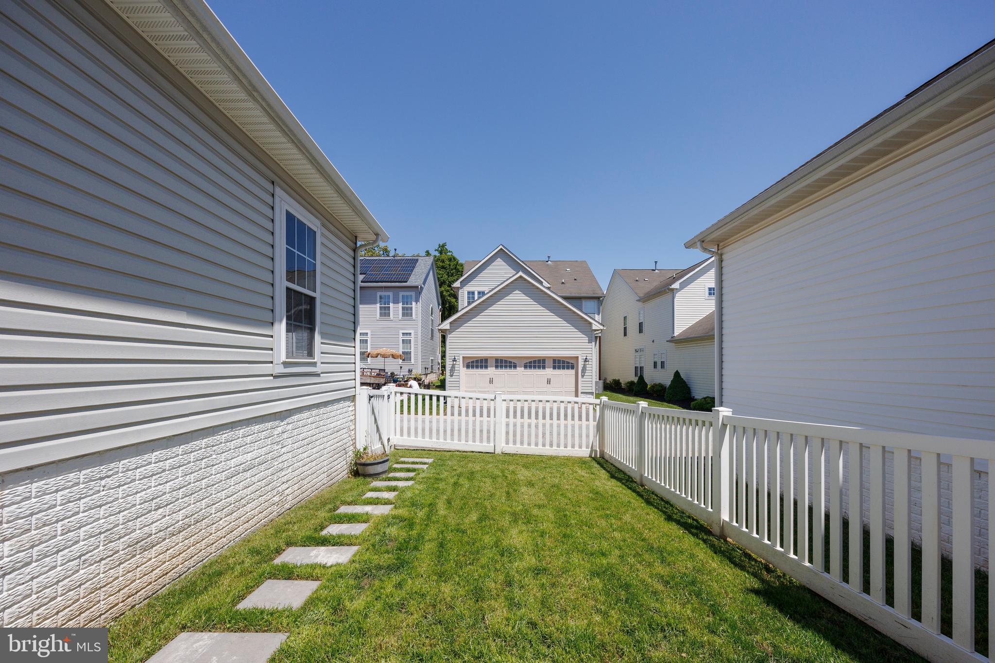 VILLAGES OF DORCHESTER - Residential