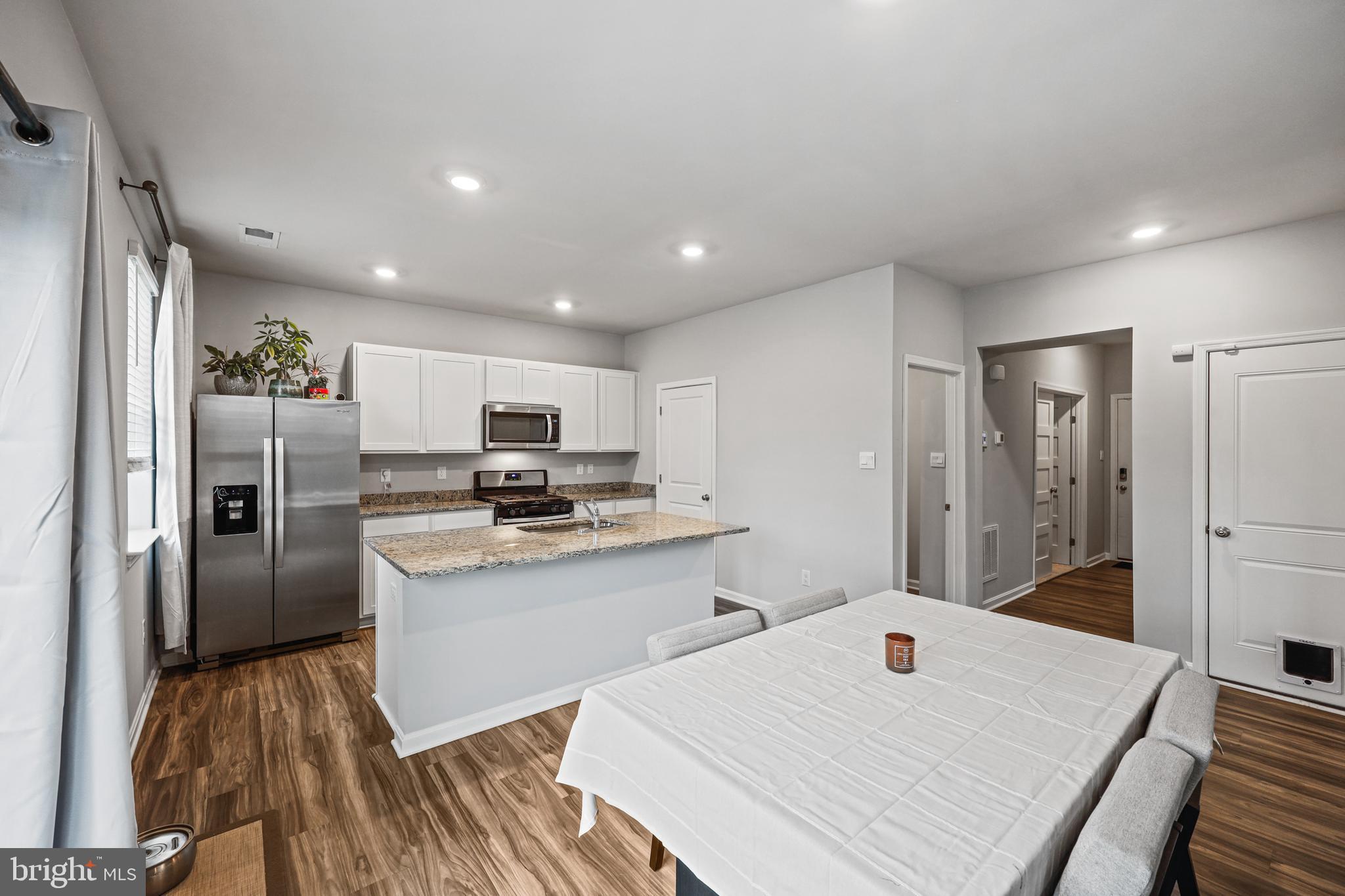 104 KNOBBY HOOK DRIVE