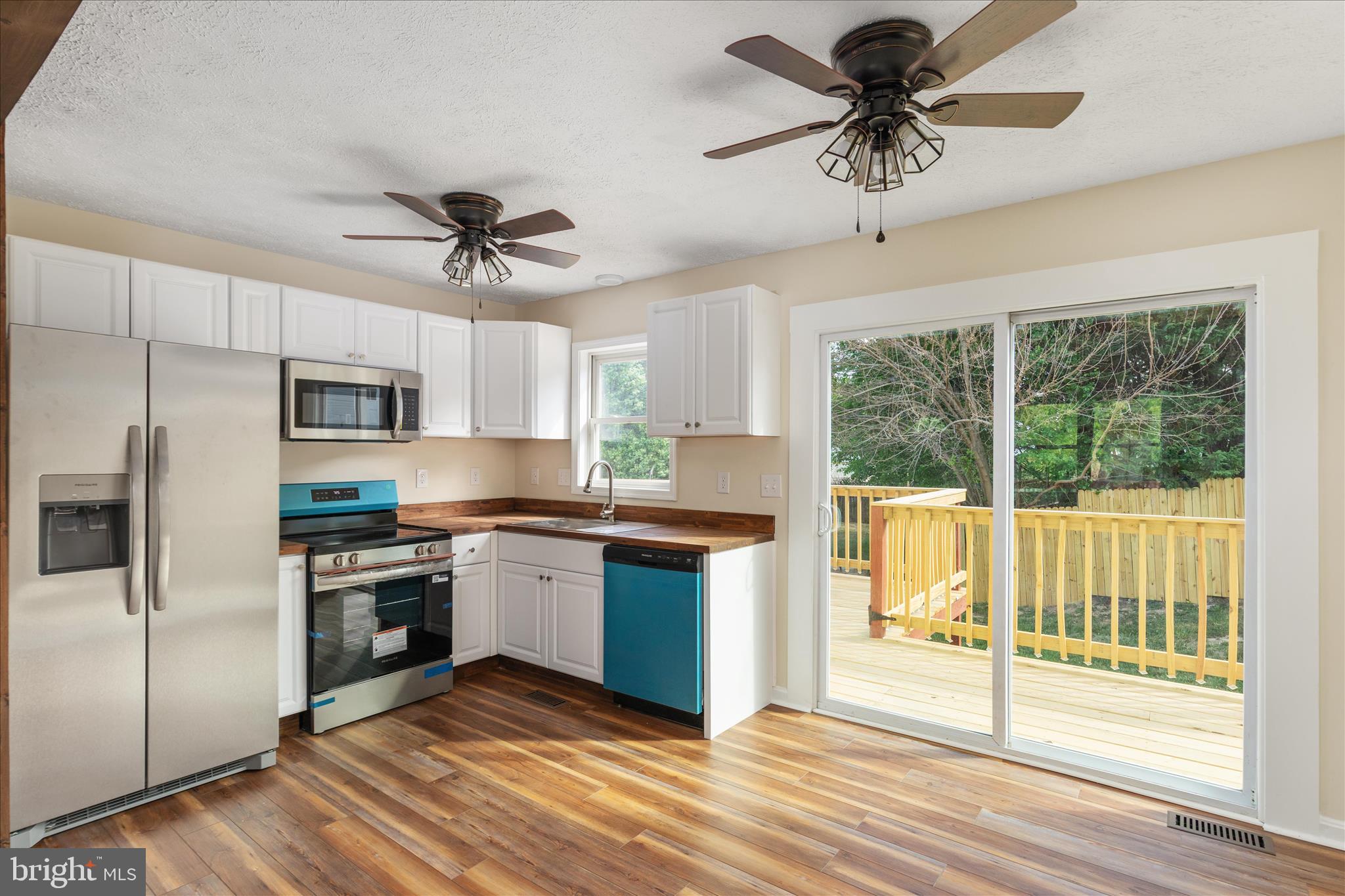 THE MEADOWS AT STRASBURG - Residential