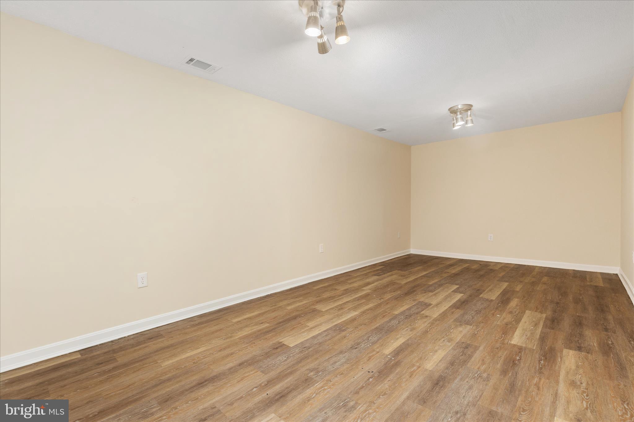 THE MEADOWS AT STRASBURG - Residential