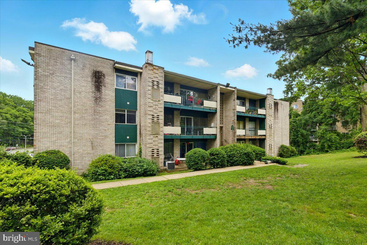ADELPHI TERRACE CONDO - Residential