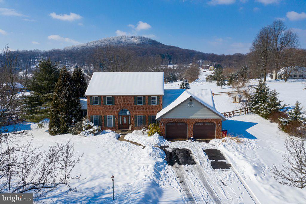 CUSHION PEAK - Residential