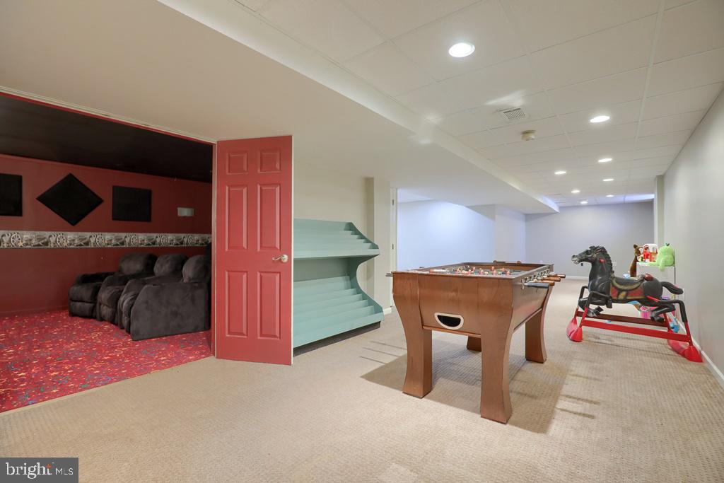 CUSHION PEAK - Residential