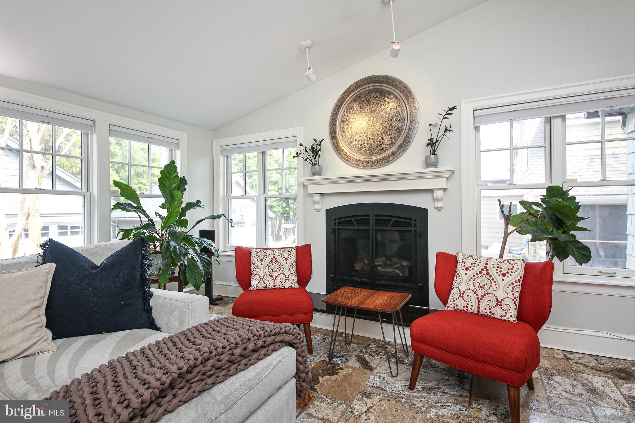 DEEPDALE - Residential