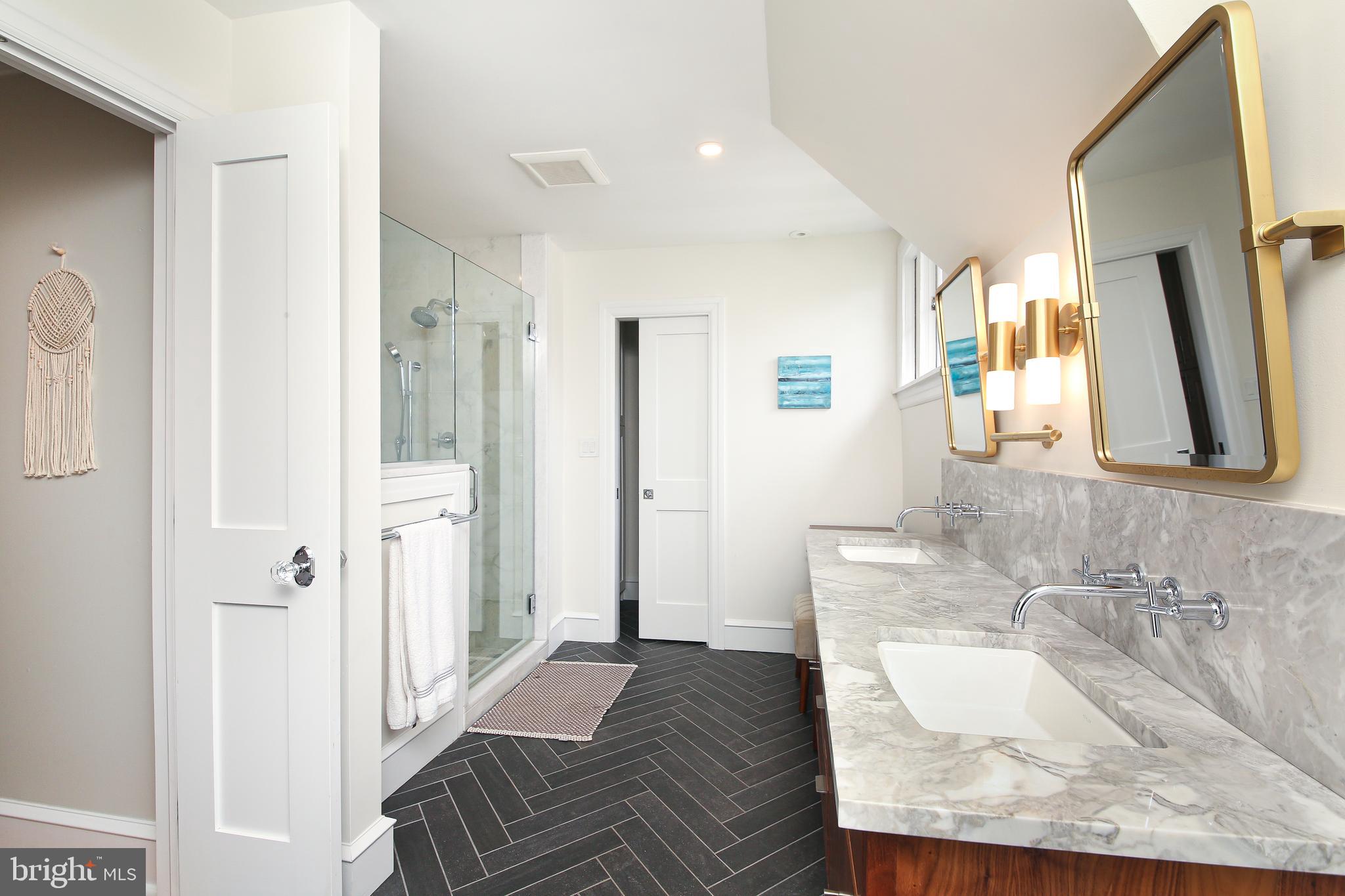 DEEPDALE - Residential