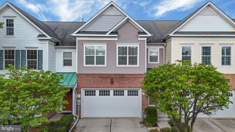 8507 YOUNG RIVERS COURT 22 LAUREL MD 20723