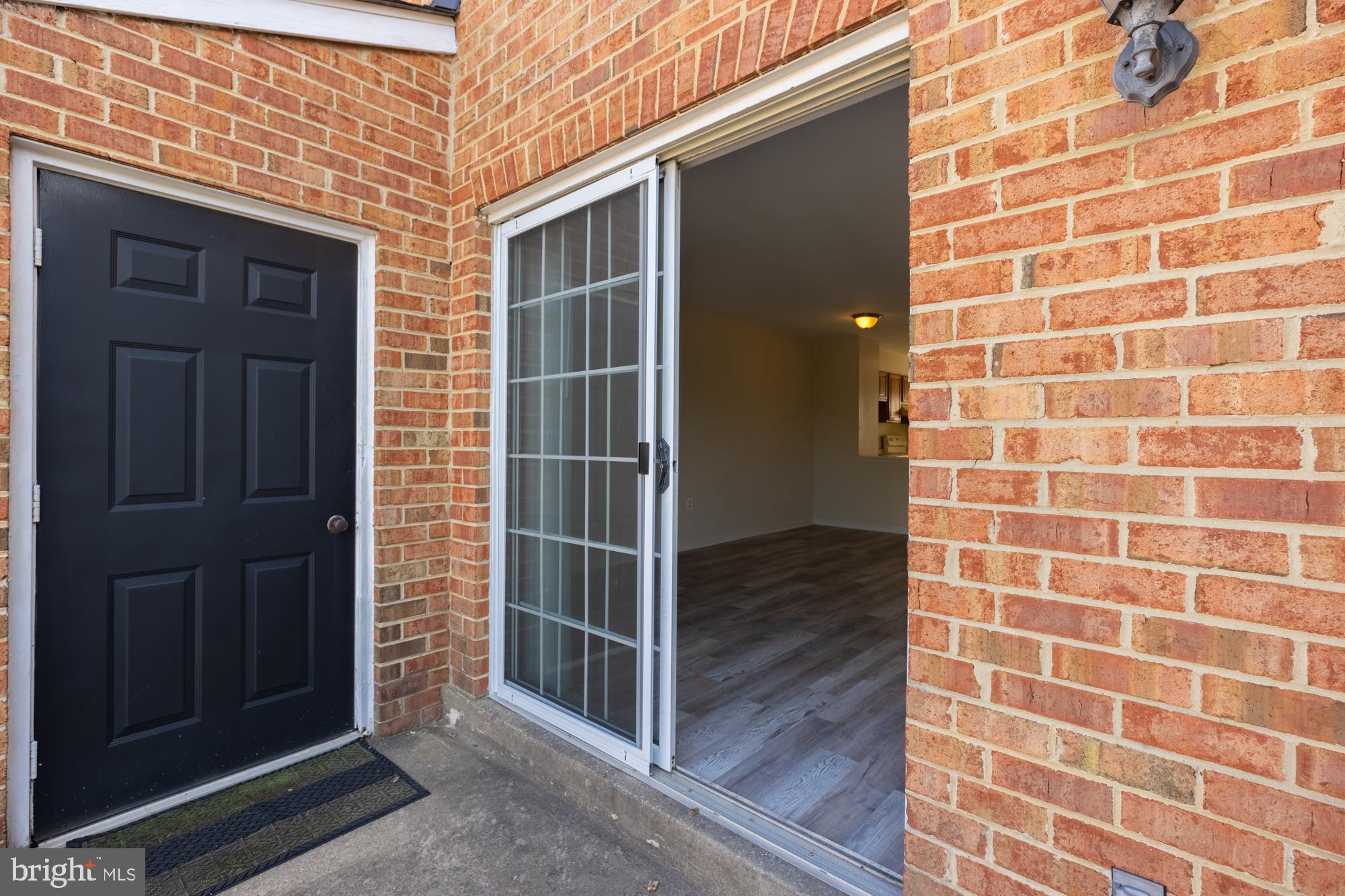 WESTHAMPTON MEWS - Residential Lease