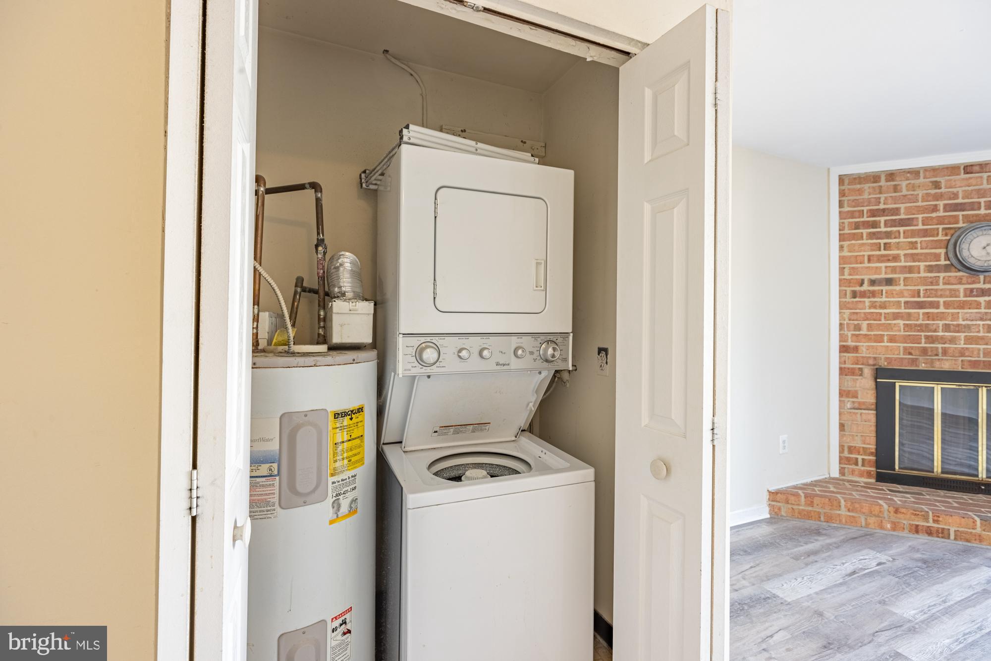 WESTHAMPTON MEWS - Residential Lease