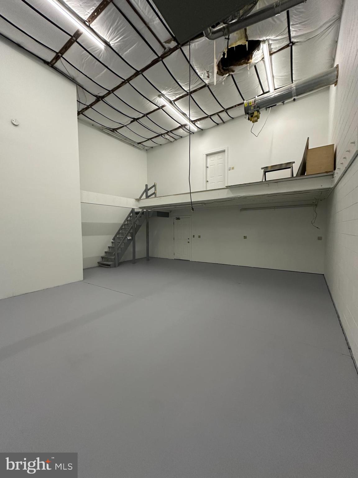 17569 NASSAU COMMONS BOULEVARD