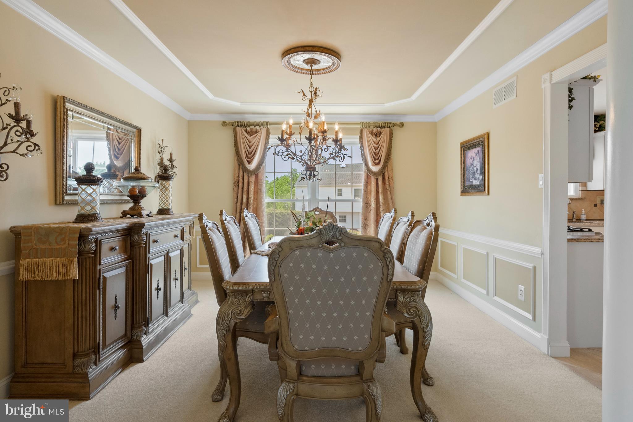 MONTGOMERY OAKS - Residential