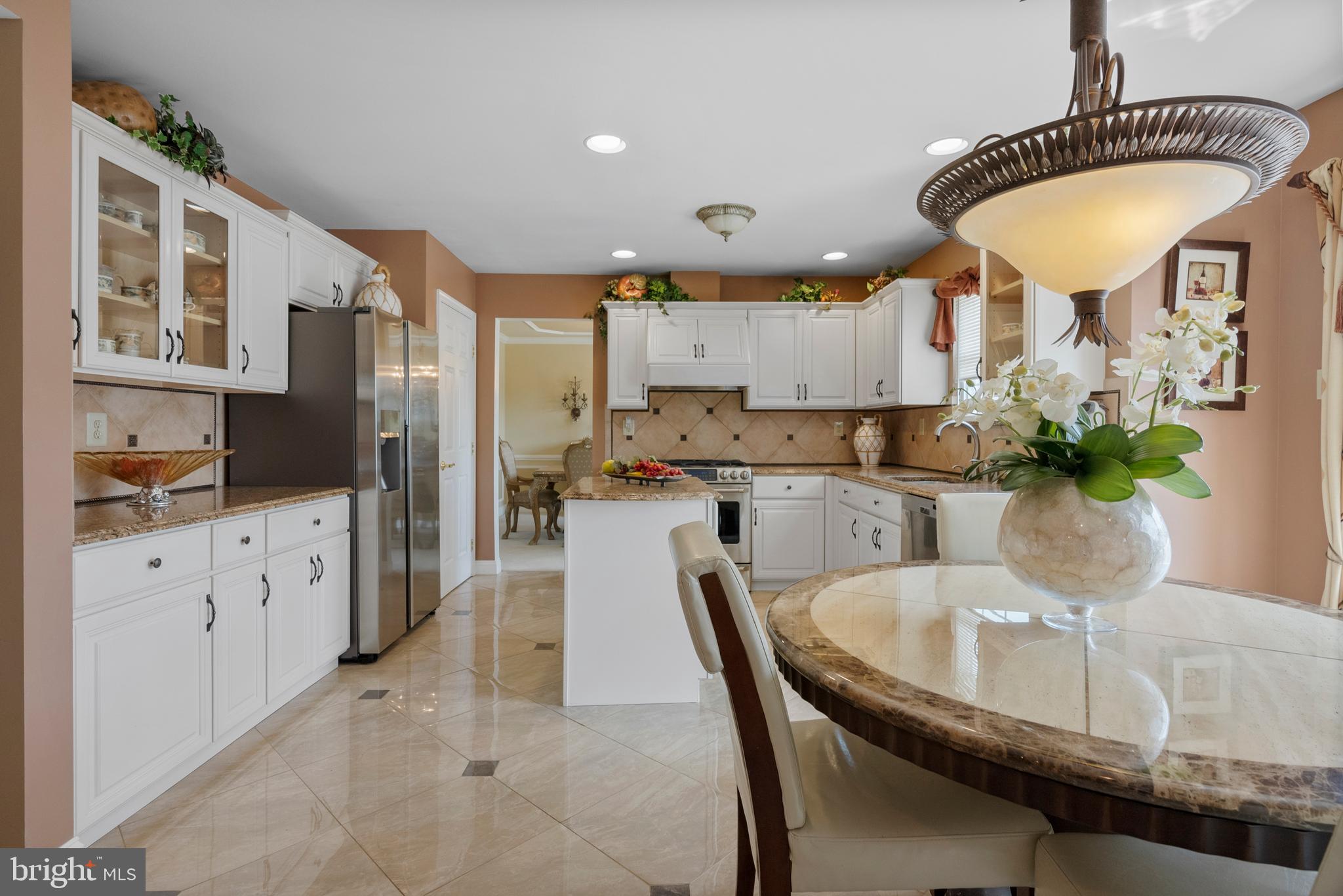 MONTGOMERY OAKS - Residential