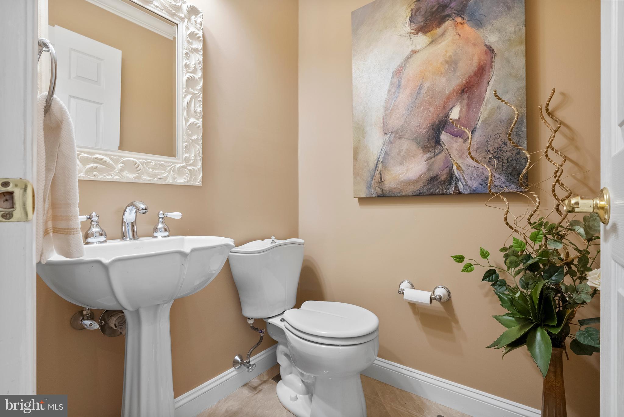 MONTGOMERY OAKS - Residential