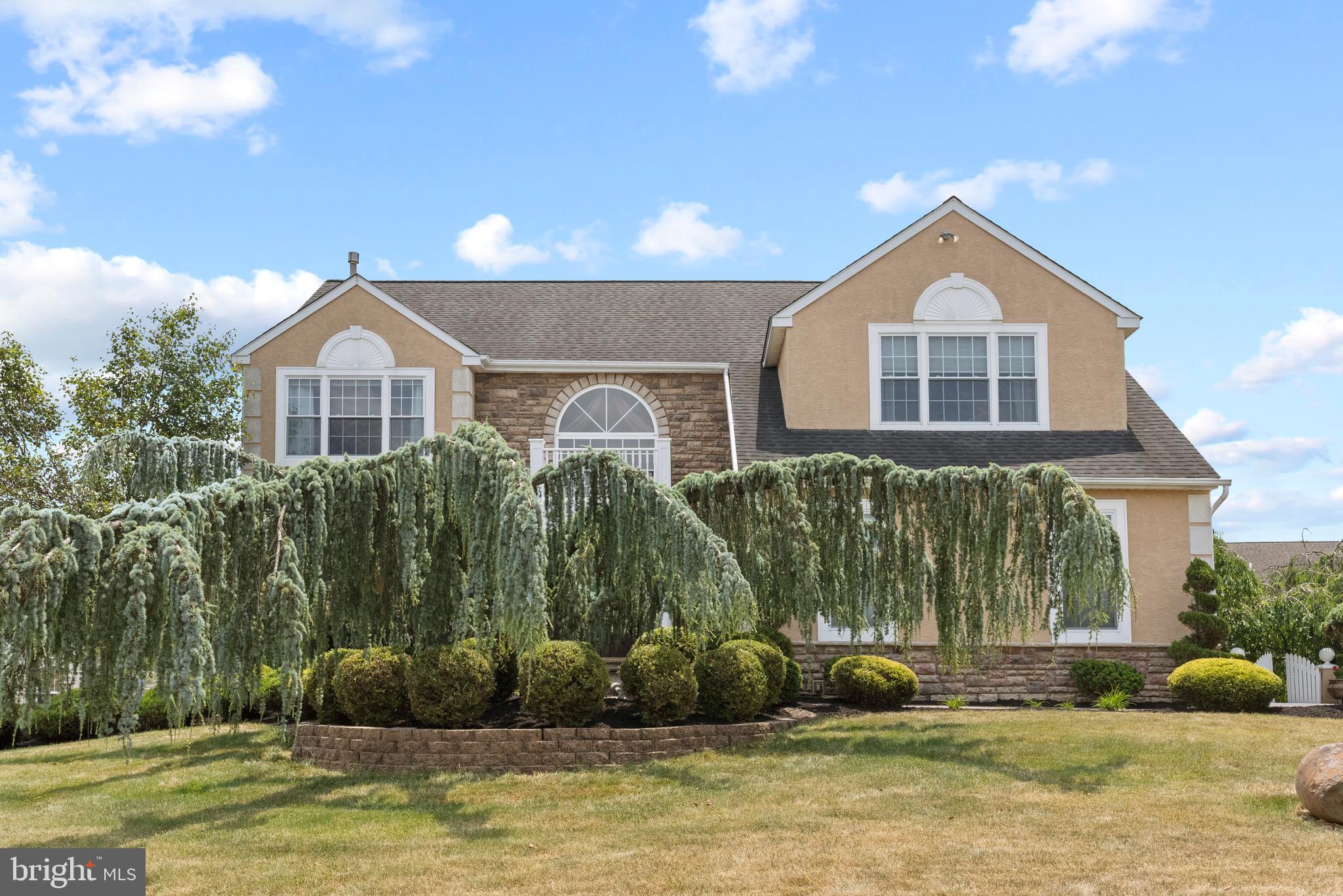 MONTGOMERY OAKS - Residential